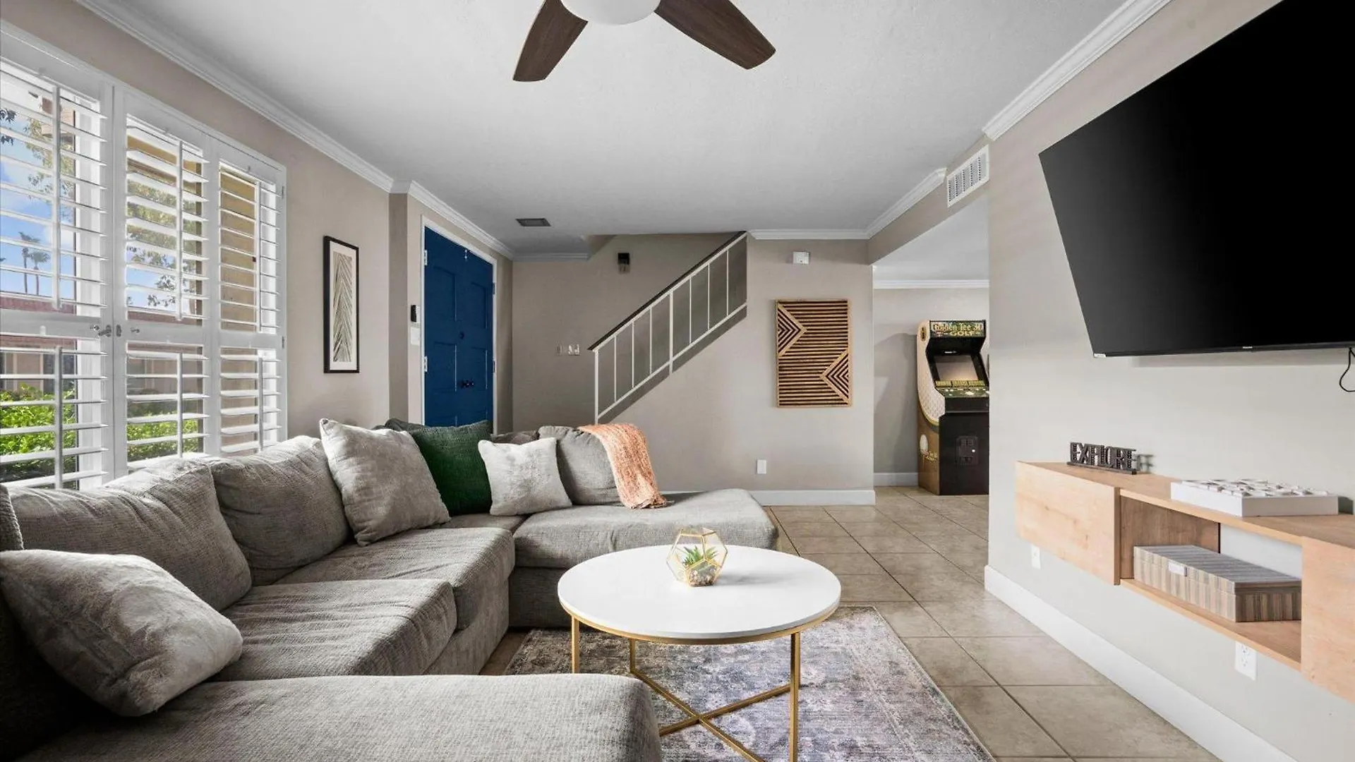 Modern Tropics Villa Scottsdale